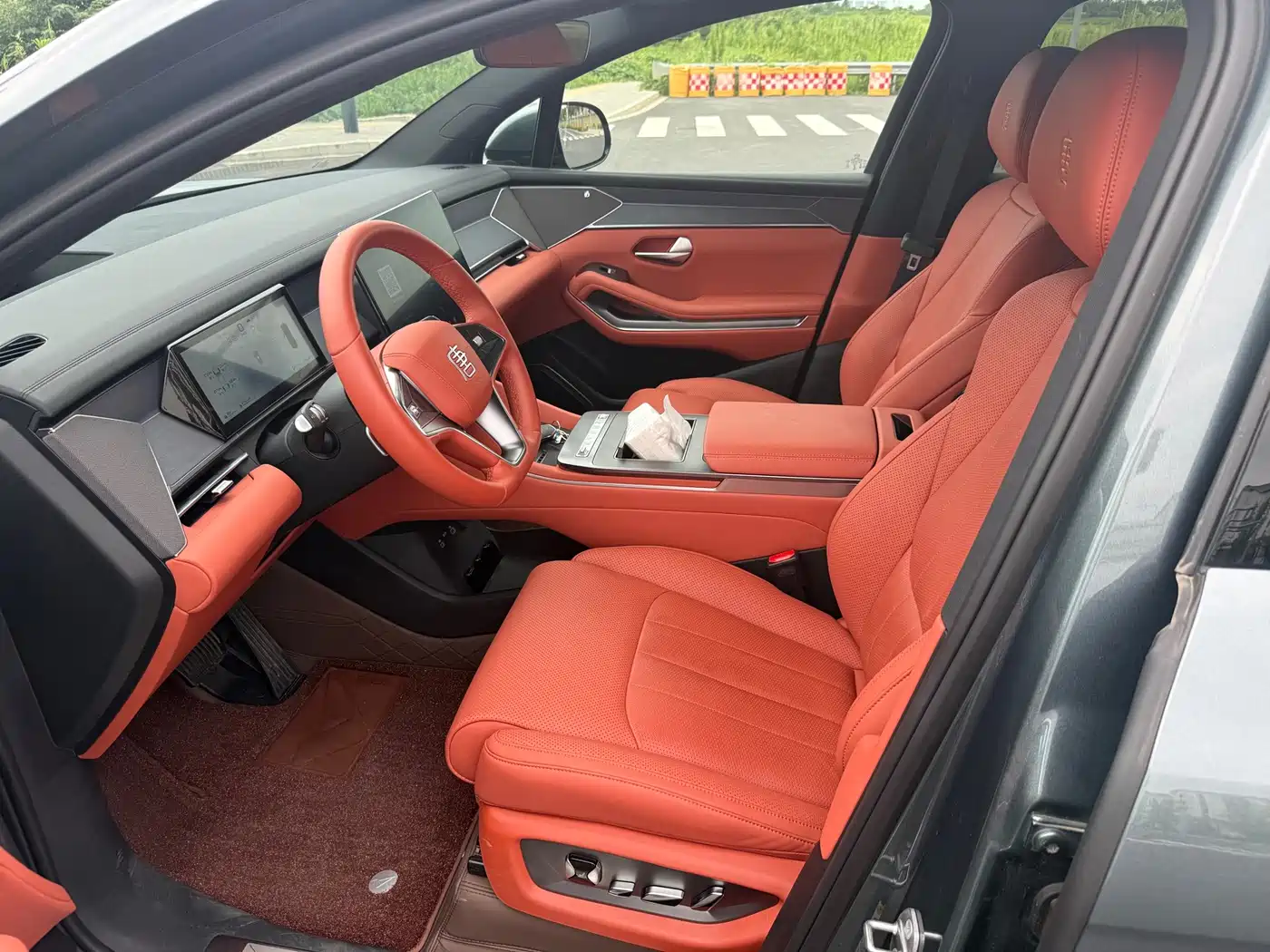 BYD Tang L 2025 2025 DM 175KM Drone Player Edition