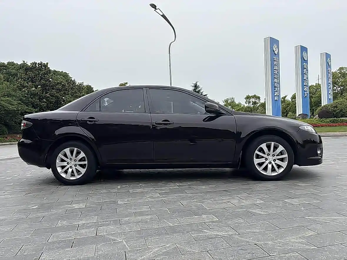 Фото 8 - Mazda 6