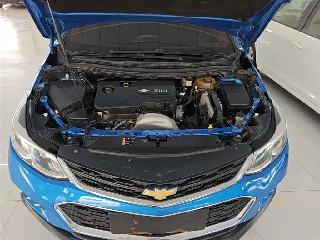 Chevrolet Cruze 2017 1.5L Automatic Pioneer Sunroof фото 20