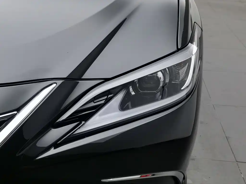 Lexus ES, миниатюра 7