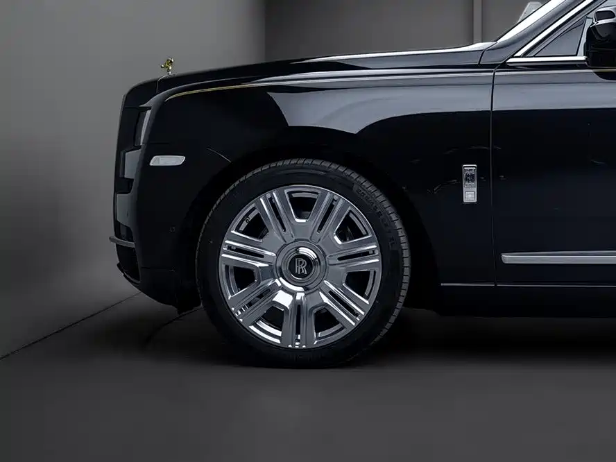 ROLLS-ROYCE CULLINAN