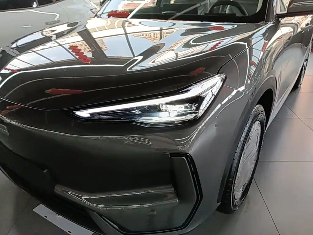 Geely Galaxy Galaxy E5 2026 2026 530km Voyager Edition