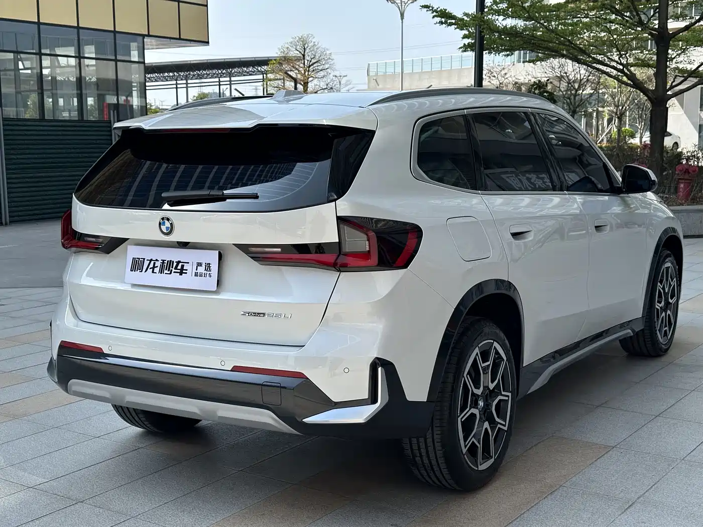 BMW X1 2024 sDrive25Li X Design Package фото 6
