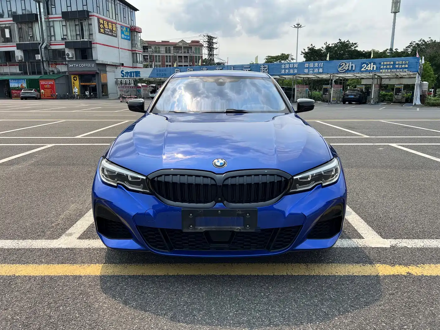 BMW 3 Series 2020 330Li xDrive M Sport Black Night Edition фото 2