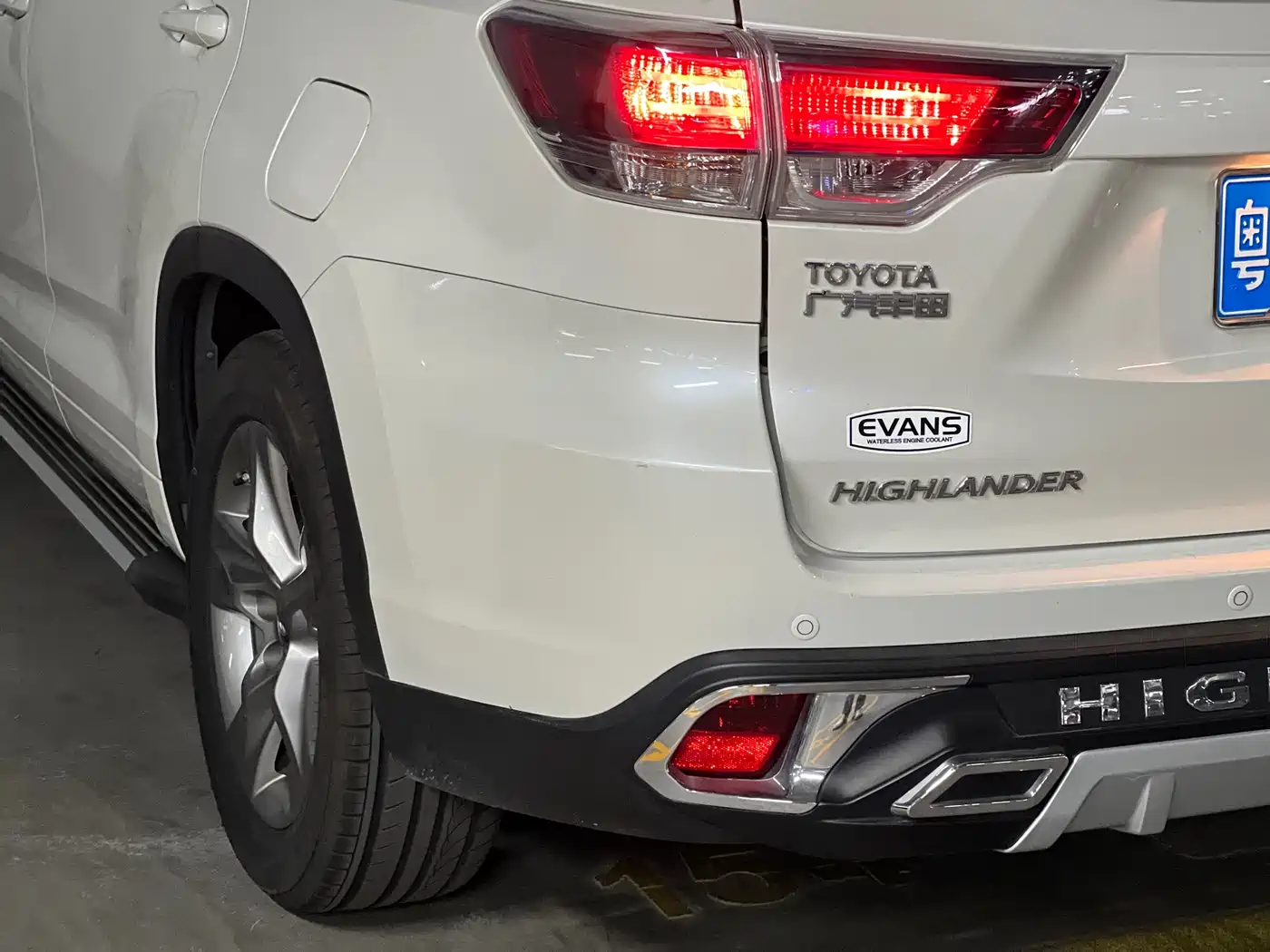 Toyota Highlander 2017 2.0T 4WD Premium 7-Seater фото 53