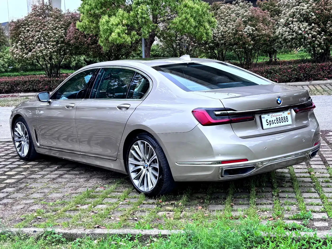 BMW 7 Series 2019 Facelift 740Li Leading Luxury Package фото 12