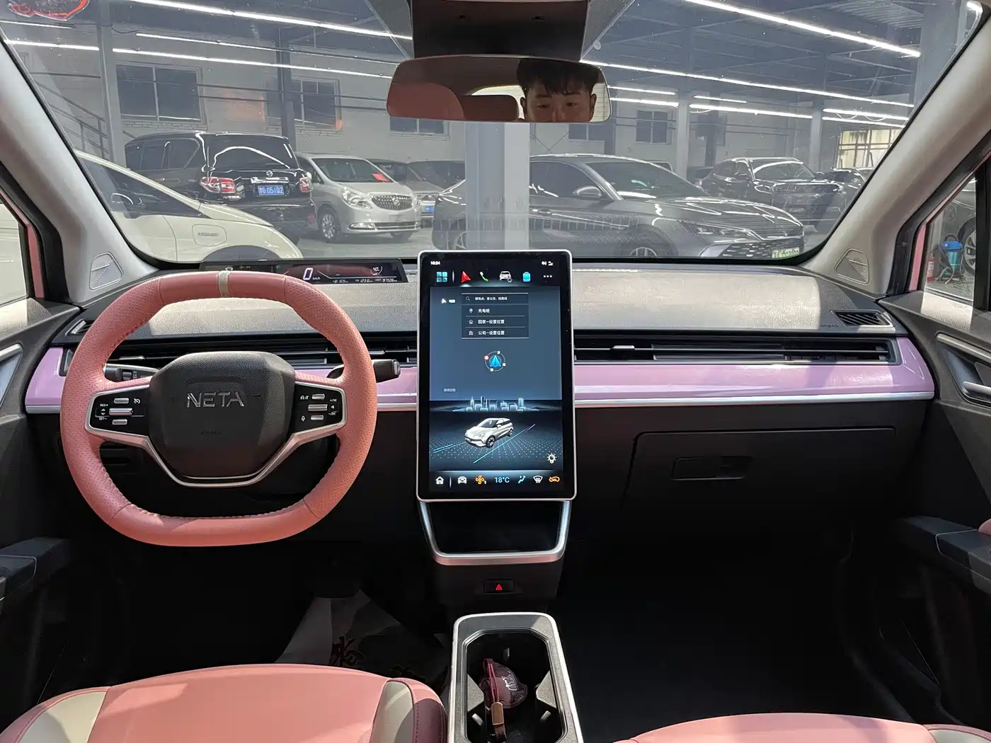 Nezha Auto Nezha V 2022 2022 Long Range Industry Custom Edition