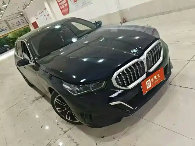 BMW 5 Series 2024
