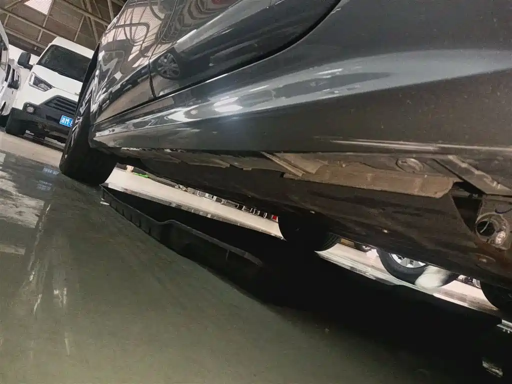 BYD Qin PLUS 2021 DM-i 120KM Flagship фото 19