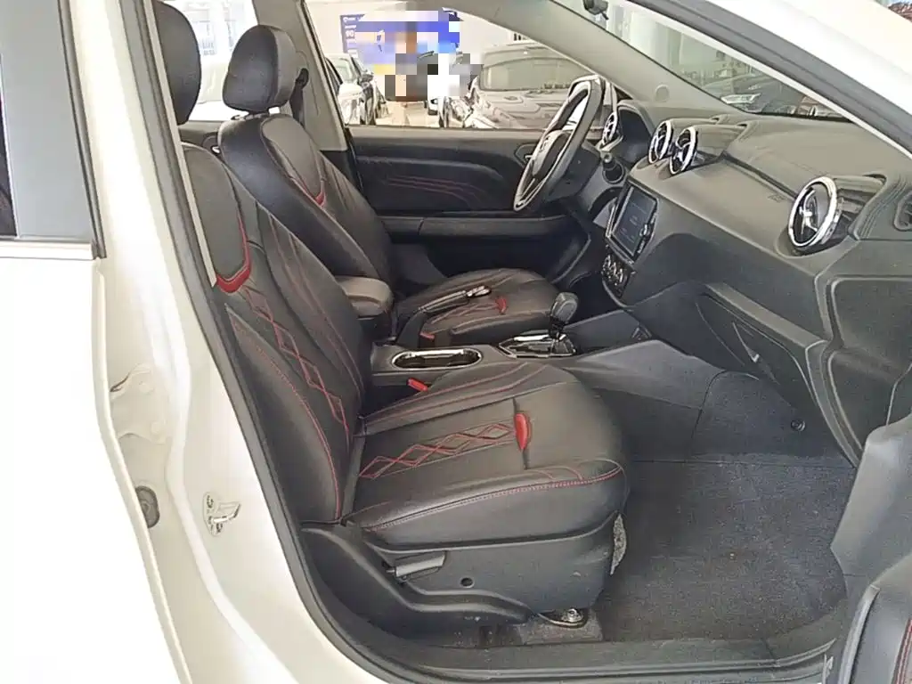Soueast DX3 2018 2018 1.5T CVT Premium