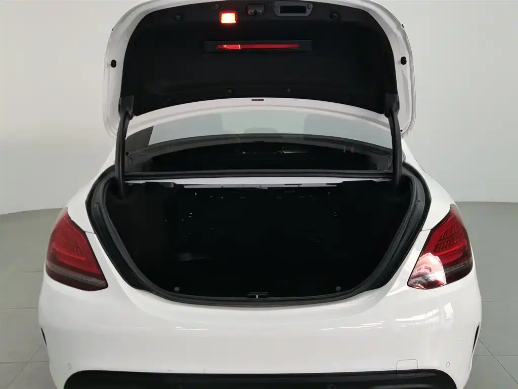 Mercedes-Benz C-Class 2020 C 260 L Sport фото 16