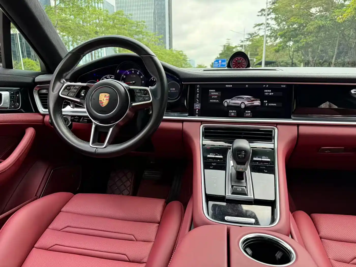 Porsche Panamera 2017 Panamera Executive Long Wheelbase 3.0T фото 8