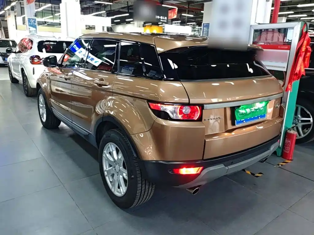 Land Rover Range Rover Evoque (Import) 2014 2014 2.0T 5-door Brilliance Premium