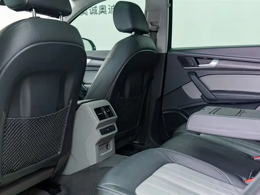 Audi Q5L 2018 45 TFSI Exclusive Fashion (China V) фото 7