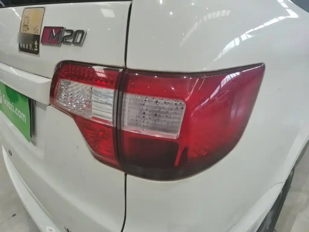 BAIC Weiwang M20 2016 2014 1.5L Utility BJ415A