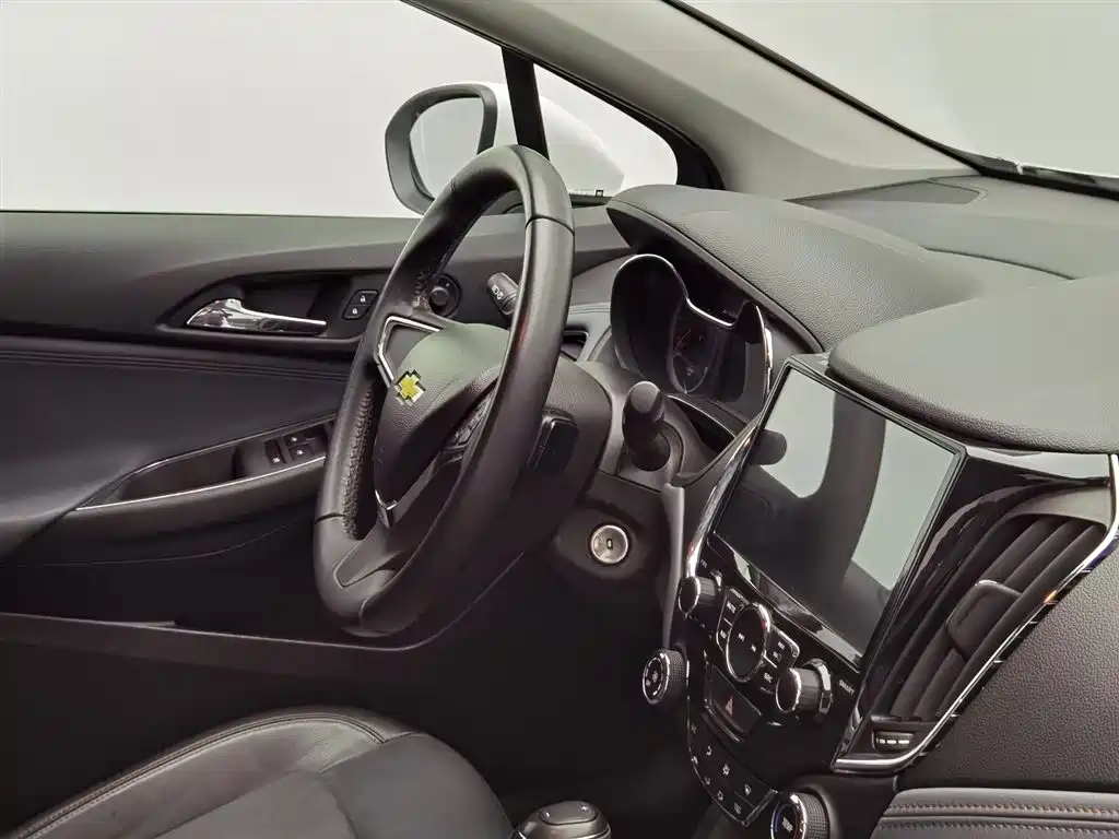 Chevrolet Cruze 2018 320 Automatic Xuanfeng Urban Edition фото 22