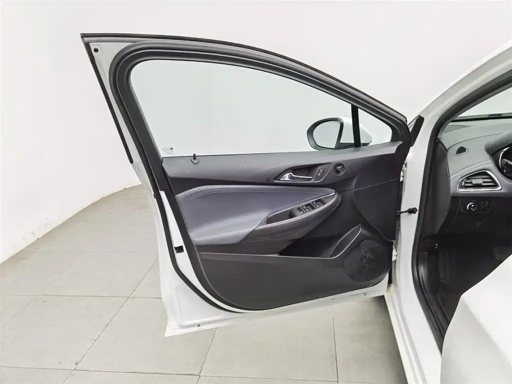 Chevrolet Cruze 2018 320 Automatic Xuanfeng Urban Edition фото 8