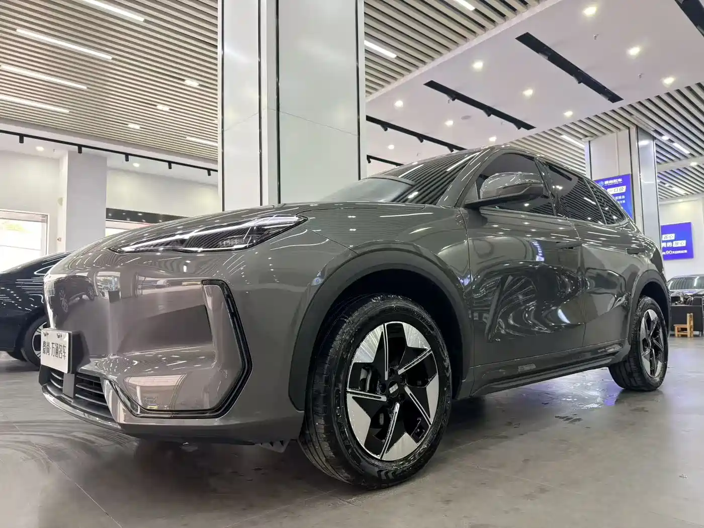 GEELY GALAXY GALAXY E5