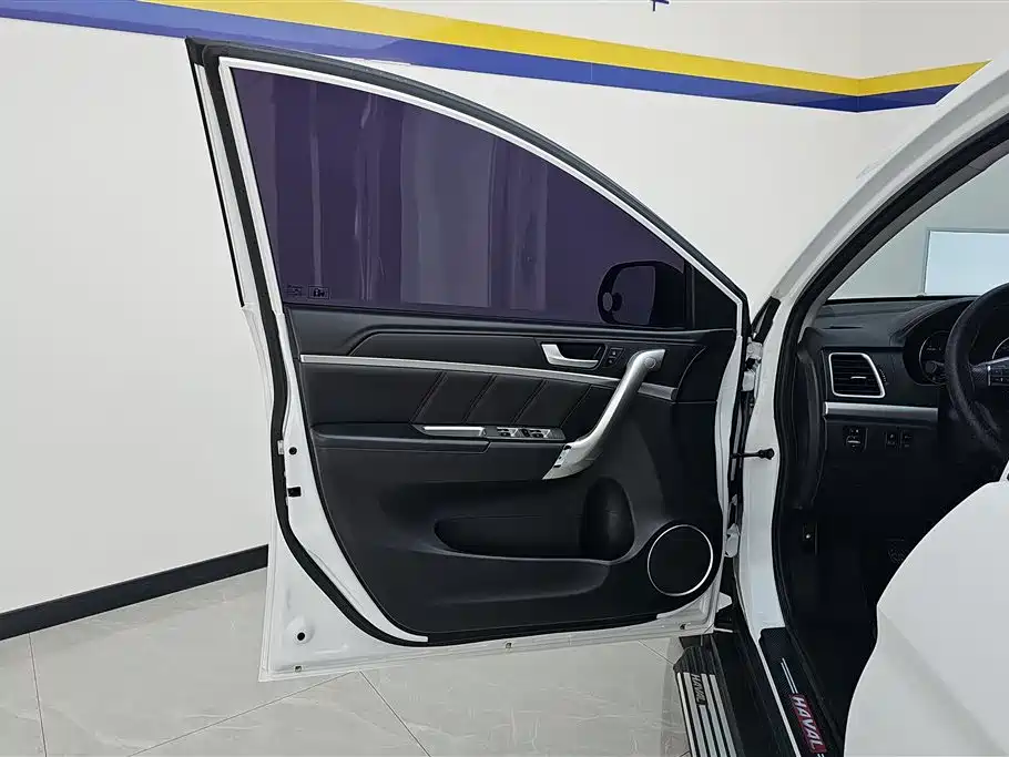 Haval M6 2019 1.5T Manual 2WD Urban Type China VI фото 7