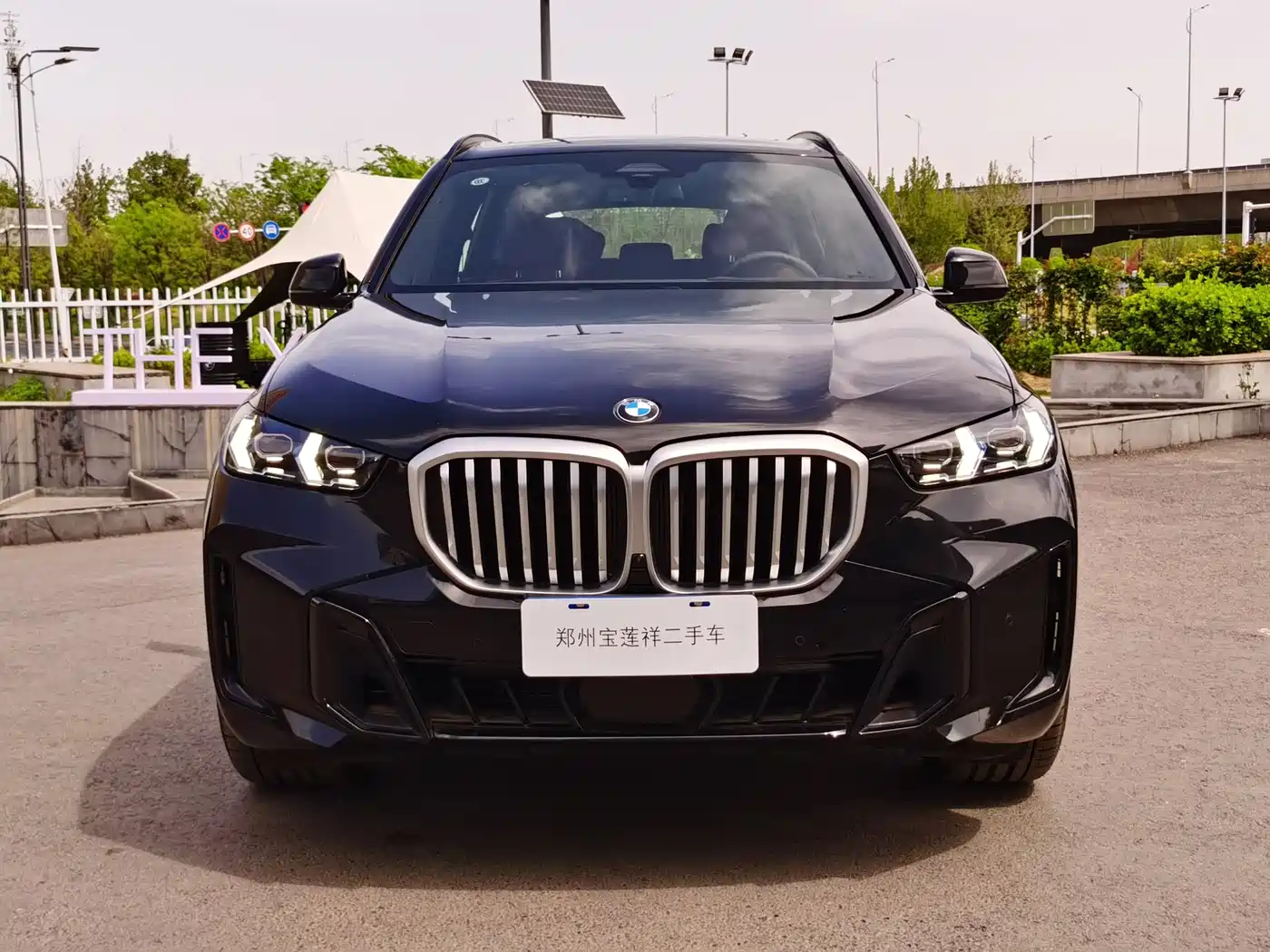 BMW X5 2025 Model xDrive 40Li M Sport Blackout Package фото 2