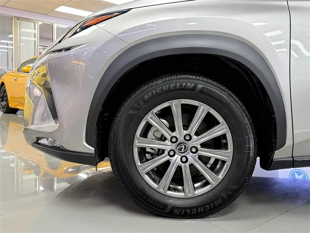 Lexus NX 2020 200 FWD Sharp Edition China VI фото 22
