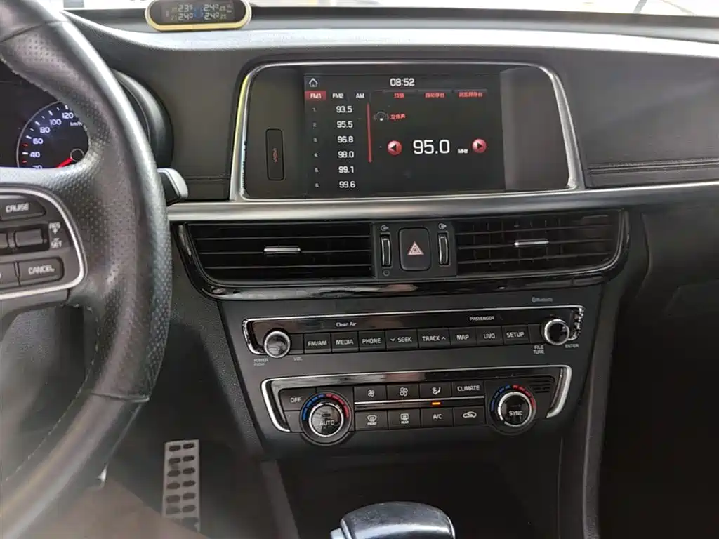 Kia K5 2016 1.6T Automatic LUX фото 13