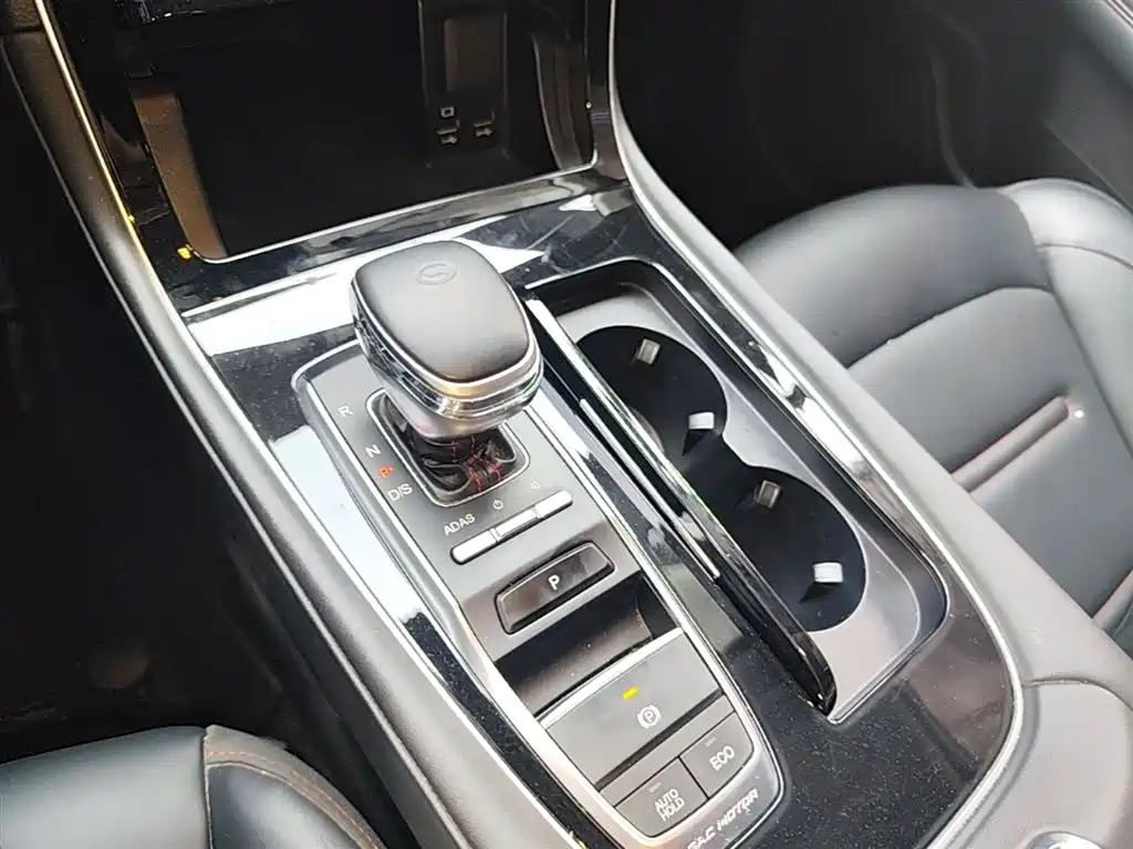 GAC Trumpchi Trumpchi GS4 PLUS 2021 390T Automatic Nebula Edition фото 14