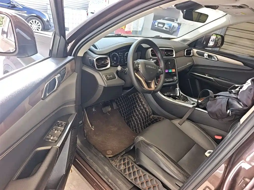 Lynk & Co 01 2019 2.0T 2WD Type Pro Version China V фото 16