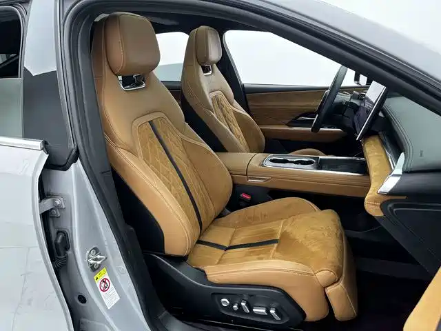 Mazda EZ-6 2025 2024 Extended Range 200 Premium Edition