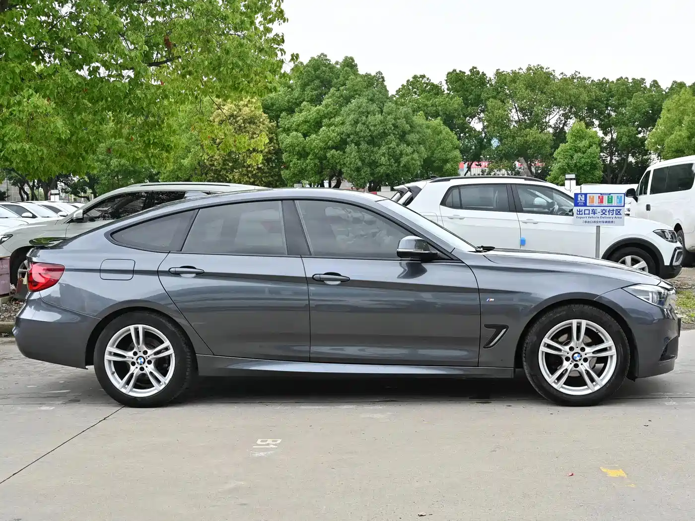 BMW 3 Series GT 2021 2020 320i M Sport Package