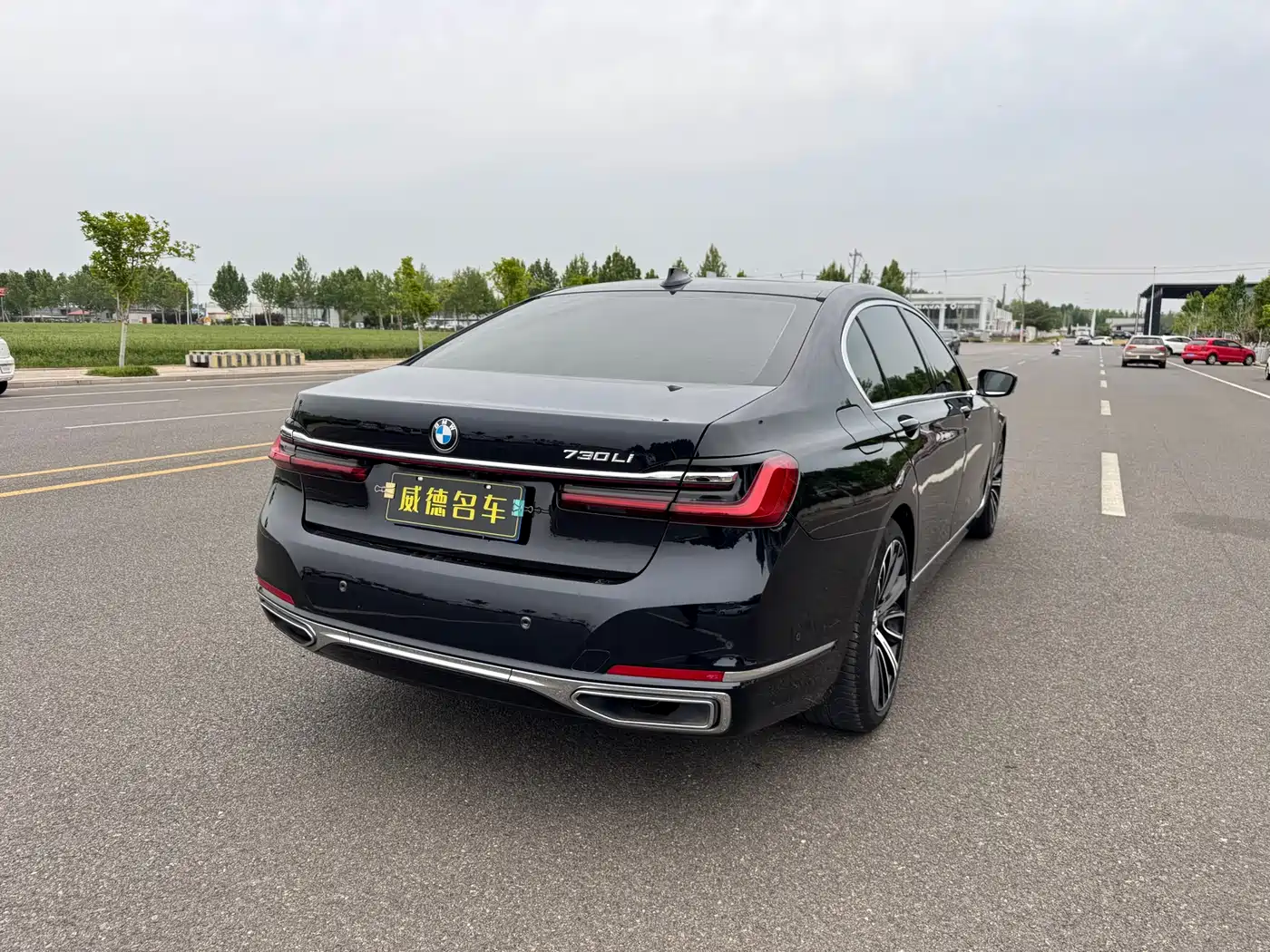 BMW 7 Series 2019 740Li Leading Luxury Package фото 7
