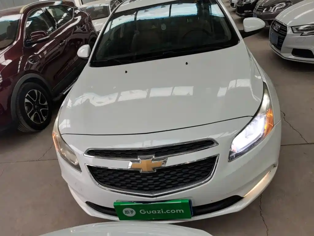 صورة 3 - Chevrolet Cruze