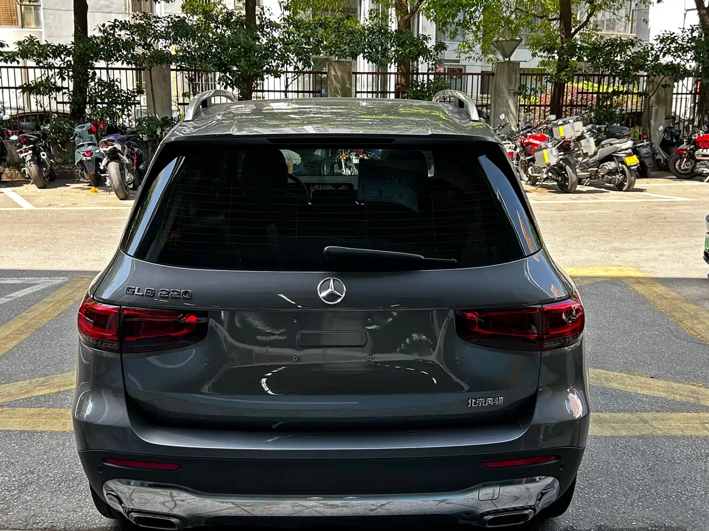 Mercedes-Benz GLB 2023 GLB 220 4MATIC фото 4