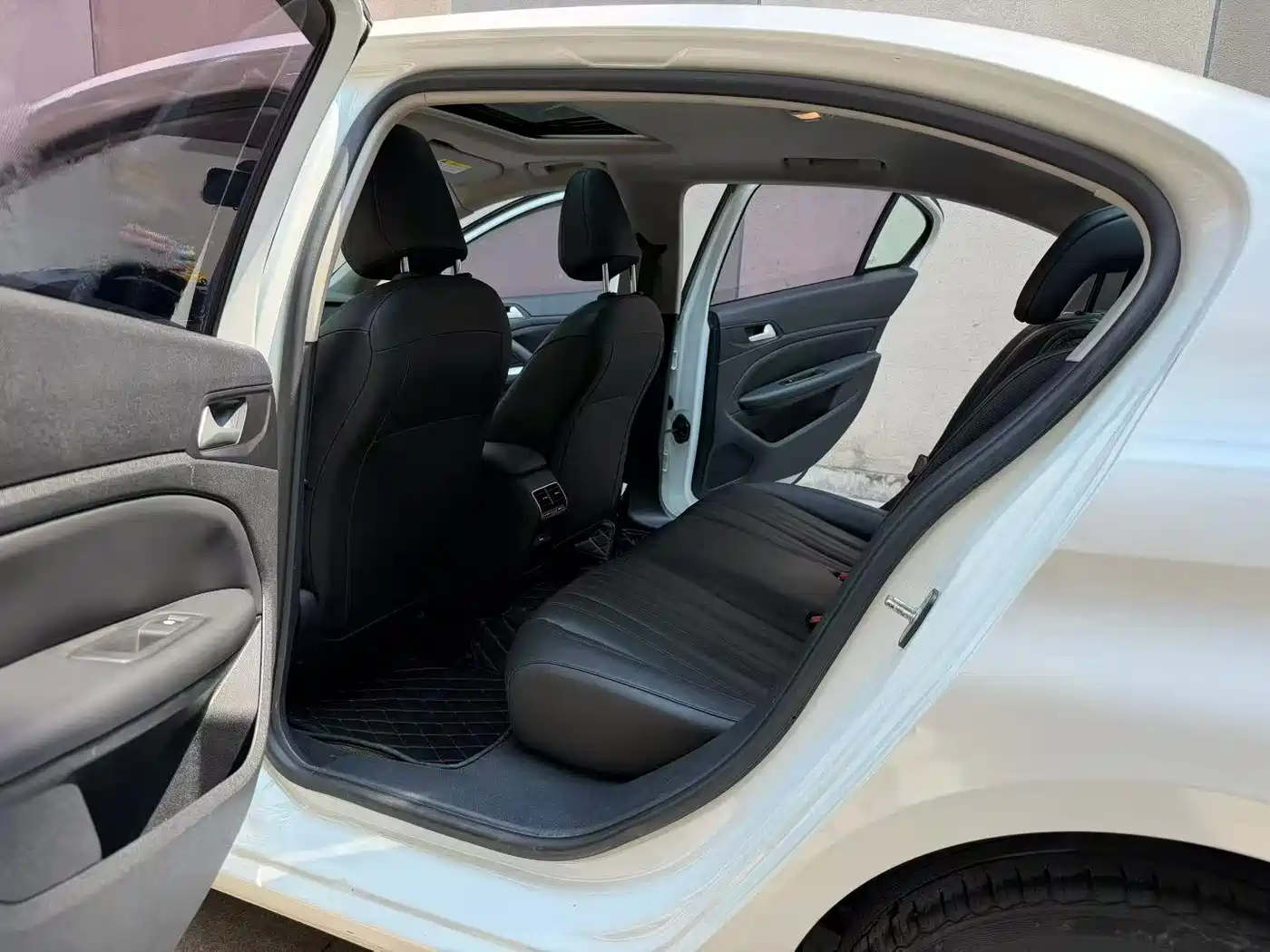 Peugeot 408 2019 350THP Automatic Luxury Edition China V фото 6