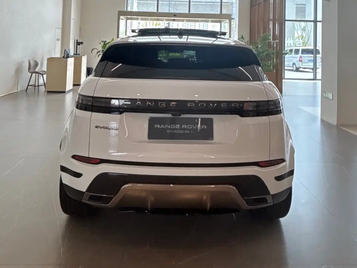 Land Rover Range Rover Evoque 2025 2024 Range Rover Evoque L 249PS Light Master Edition