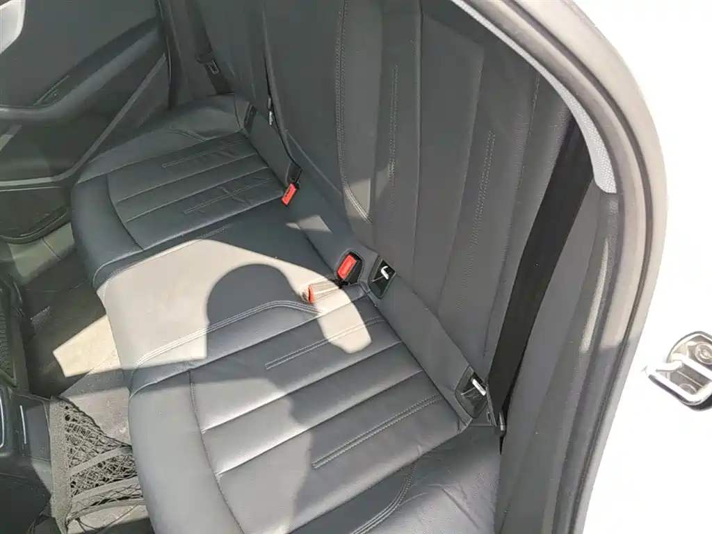 Audi A4L 2019 40 TFSI Fashion (China V) фото 17