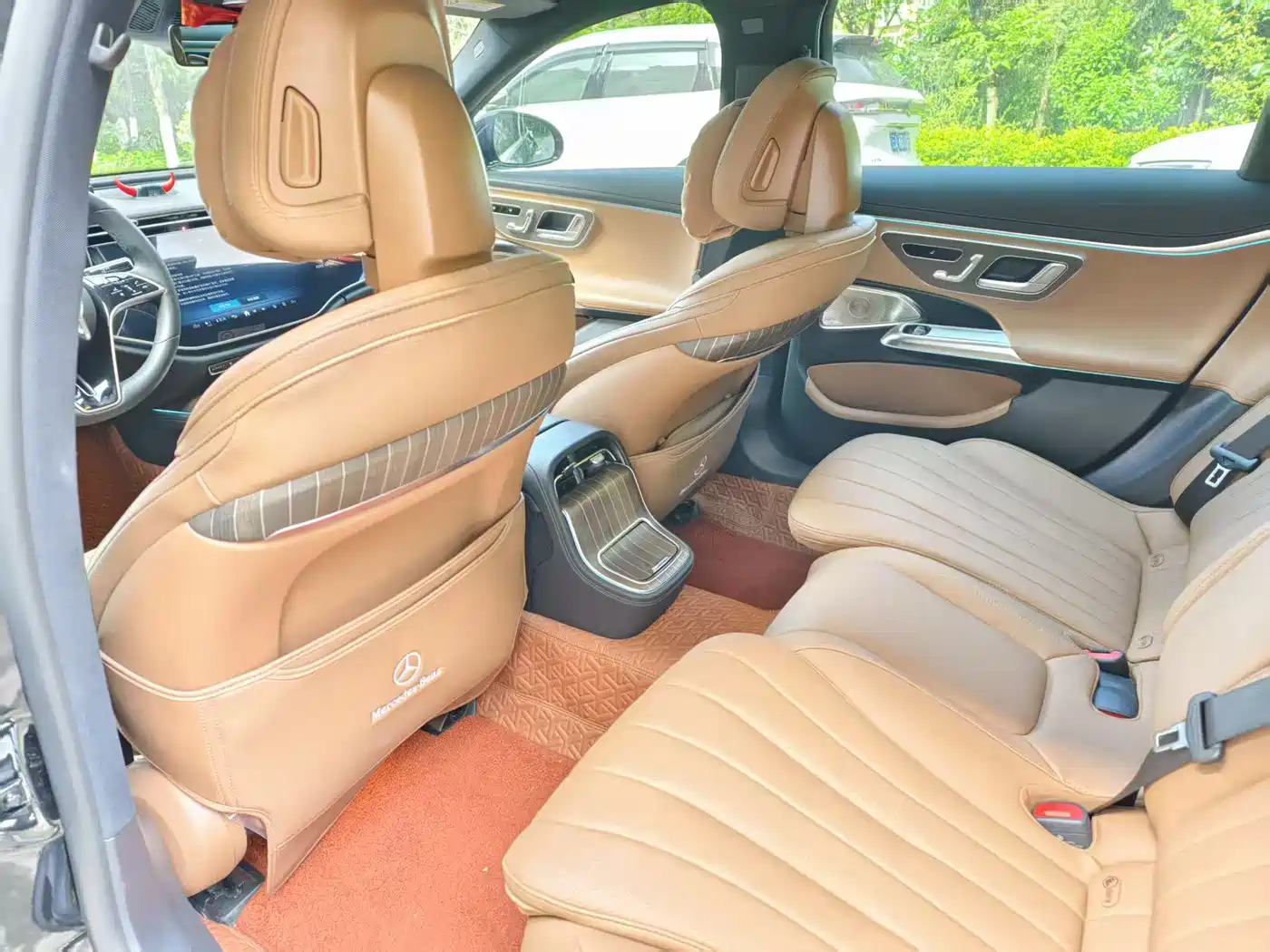 Mercedes-Benz E-Class 2025 E 300 L Luxury фото 17