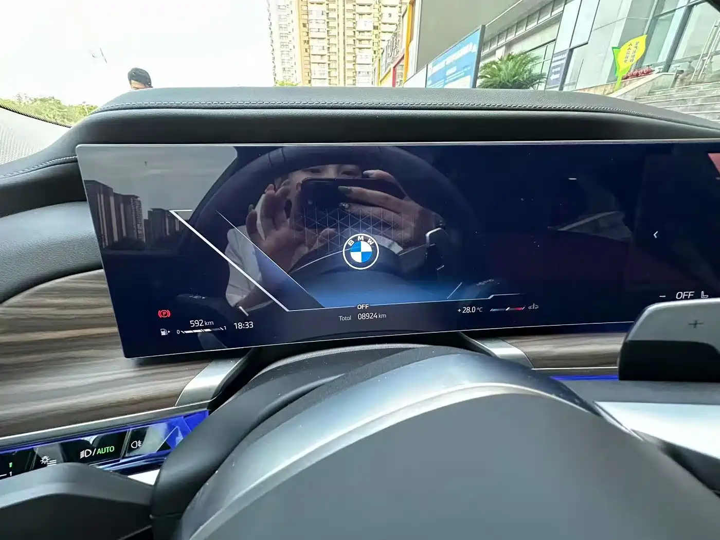 BMW 7 Series 2023 Model 735Li M Sport Package фото 6