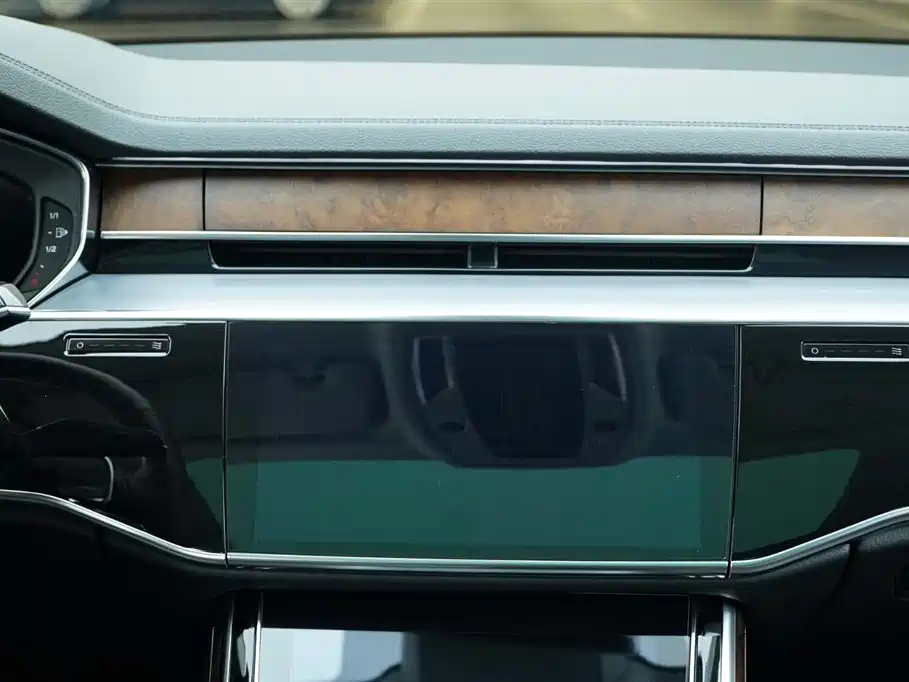 Audi A8 2019 A8L 50 TFSI quattro Luxury фото 18