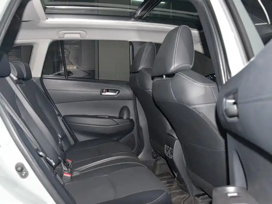 Toyota Corolla Cross 2022 2.0L Flagship Edition фото 15