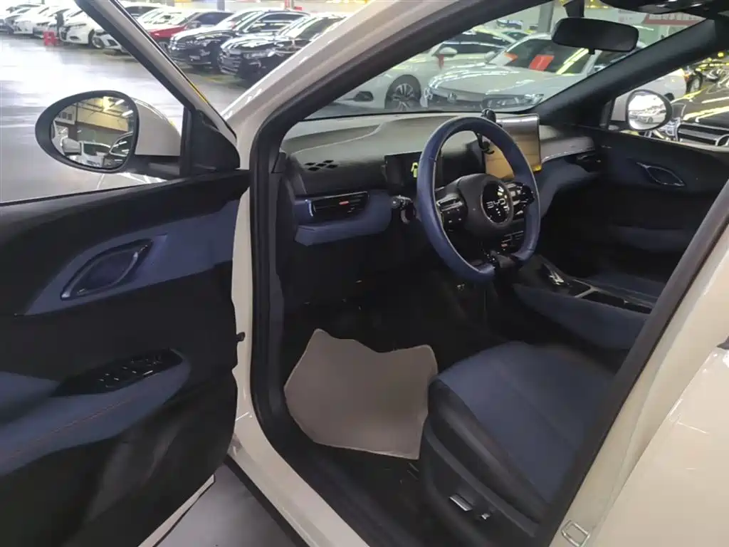 BYD Seagull 2024 Glory Edition 305km Freedom Edition фото 16