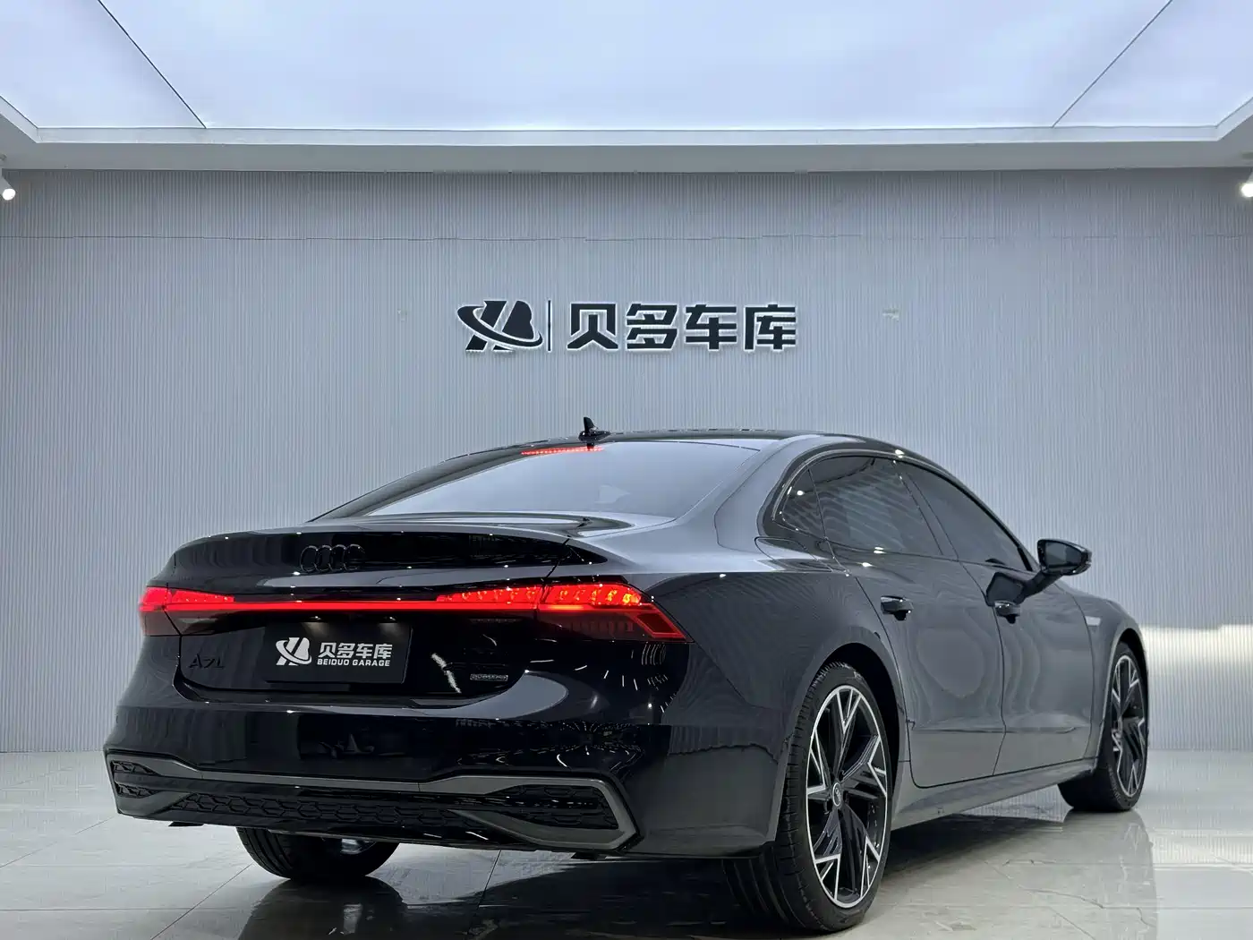 AUDI A7L