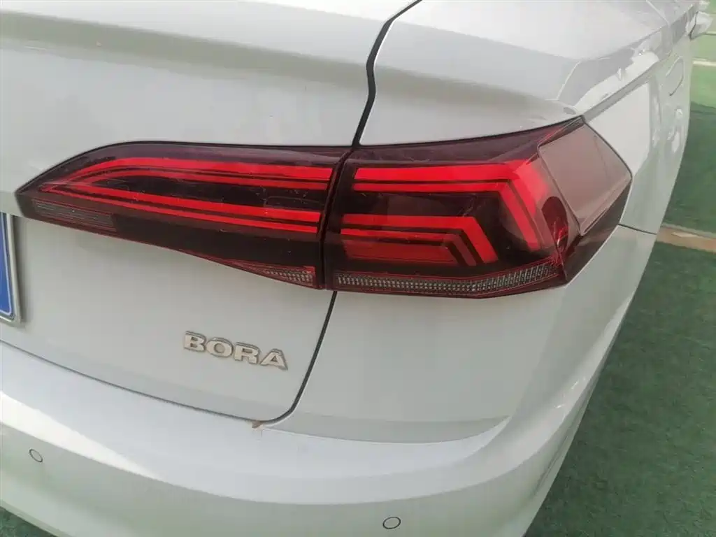 Volkswagen Bora 2020 1.5L Automatic Comfort фото 8