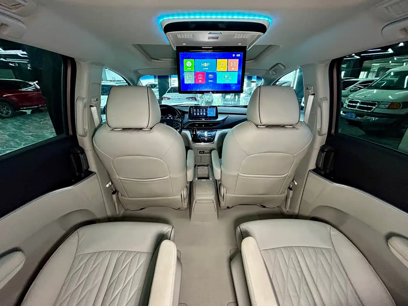 Buick GL8 2022 Land Business Class 652T Luxury фото 29