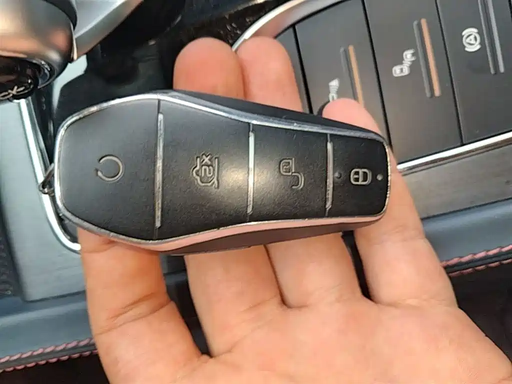 BYD Yuan PLUS 2022 510KM Flagship фото 9