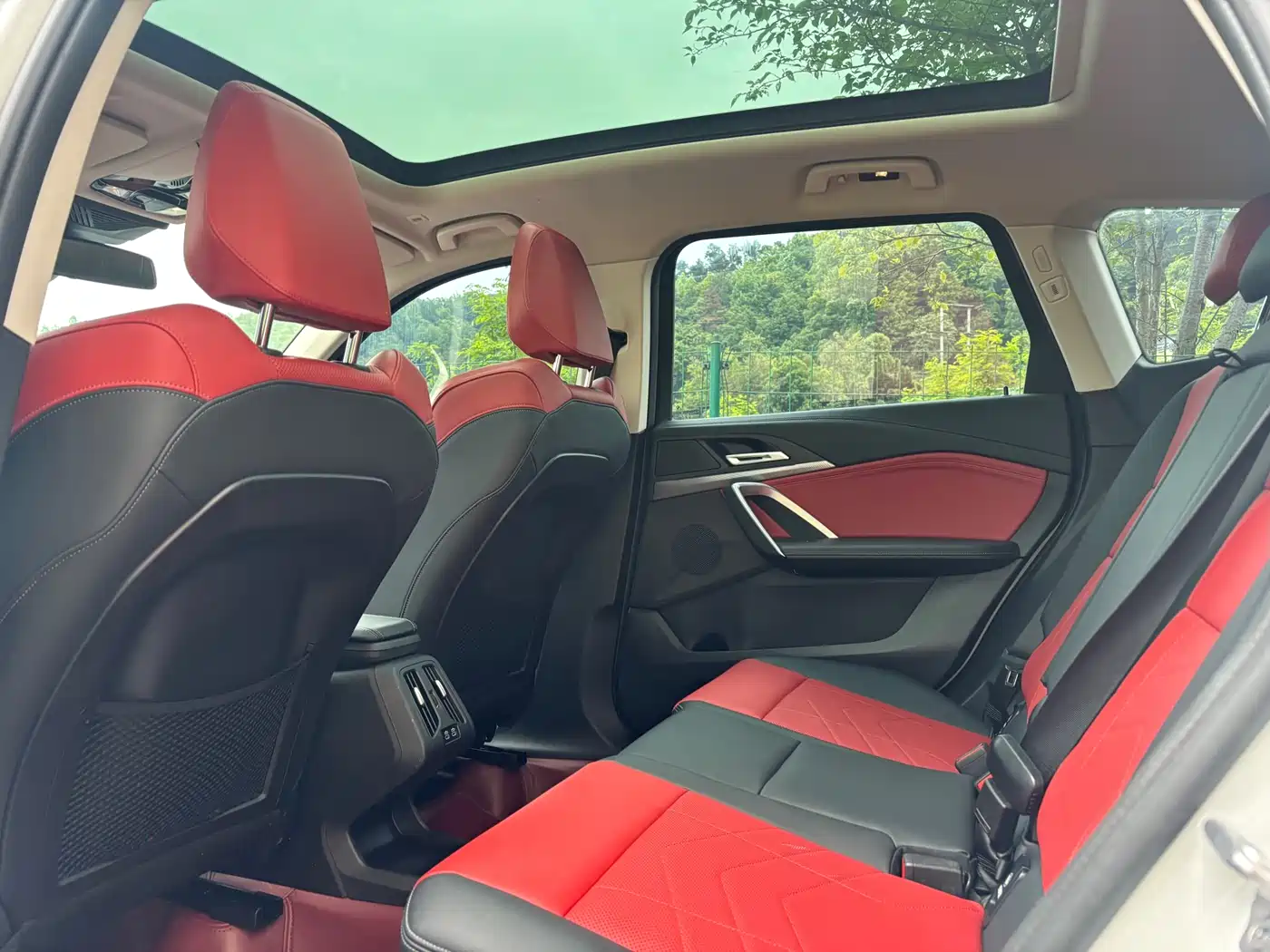 BMW X1 2024 sDrive25Li M Sport Package фото 6