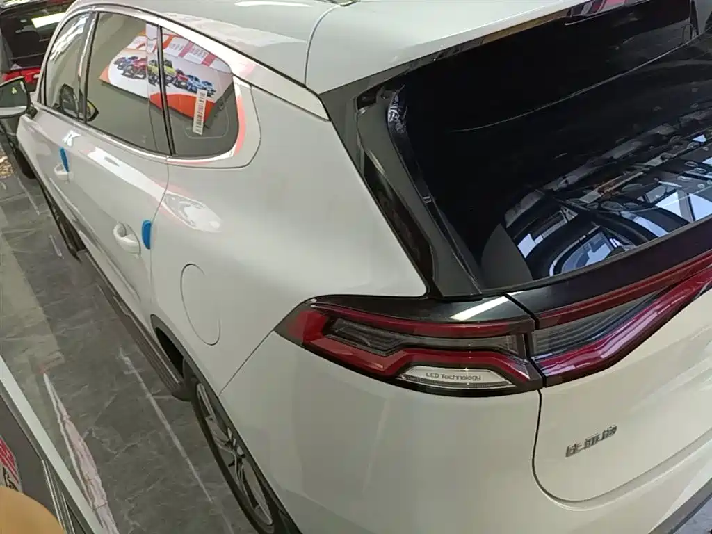 BYD TANG