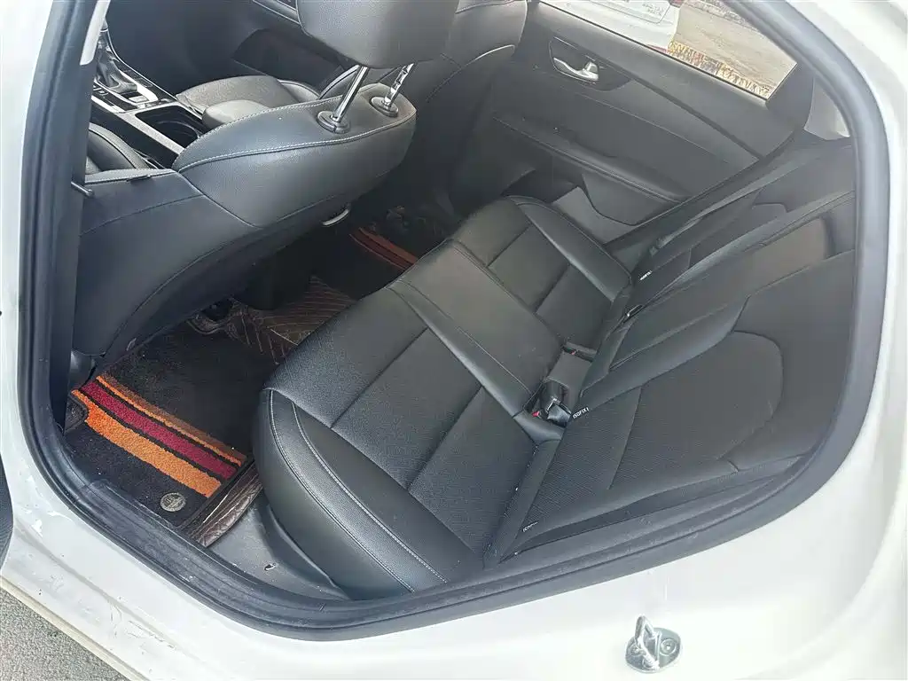 Kia K3 2021 Facelift 1.5L CVT Fashion Edition фото 6