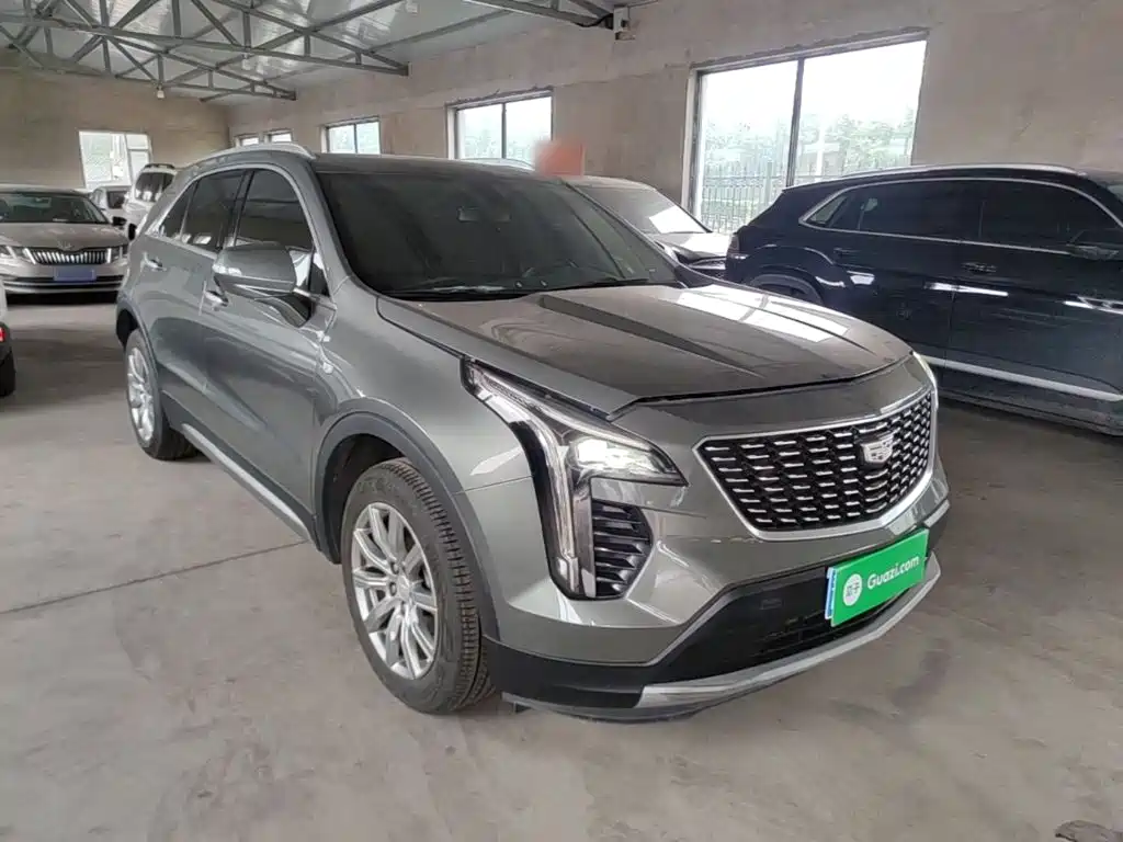 Cadillac XT4 2019 2018 28T FWD Leading Edition
