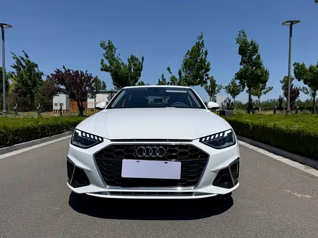 Audi A4L 2024 40 TFSI Fashion Dynamic — фото 2